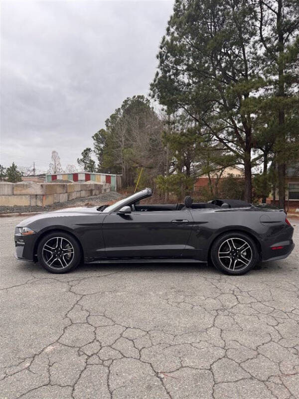 2022 Ford Mustang