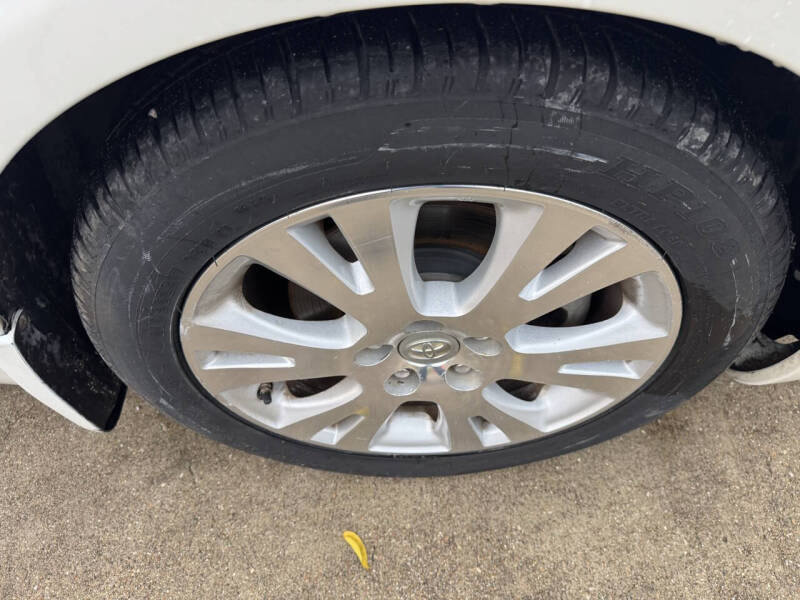 2008 Toyota Avalon XLS