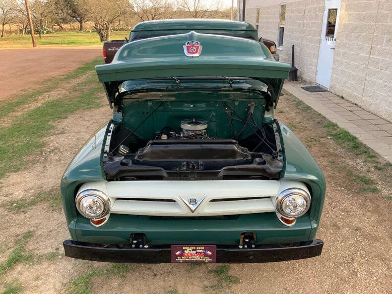 1953 Ford F-100