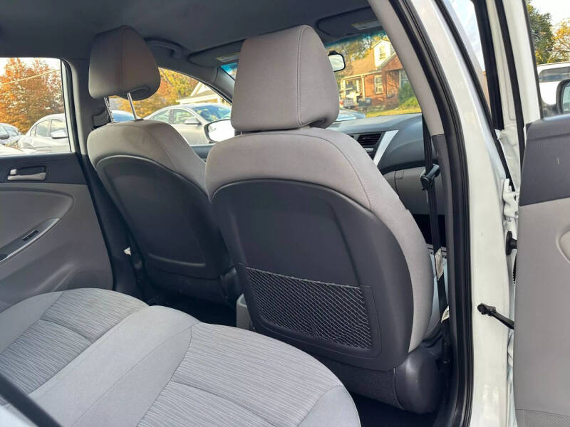 2015 Hyundai Accent GS