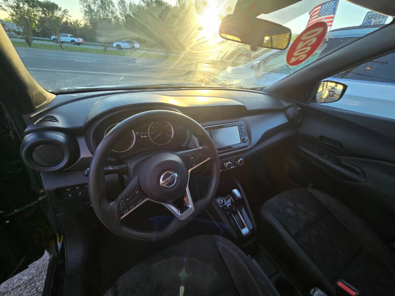 2020 Nissan Kicks S