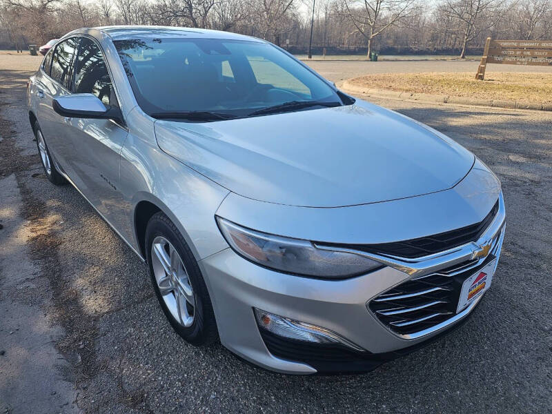 2020 Chevrolet Malibu for sale at Auto House Superstore in Terre Haute IN