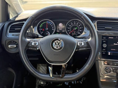 2019 Volkswagen e-Golf SE