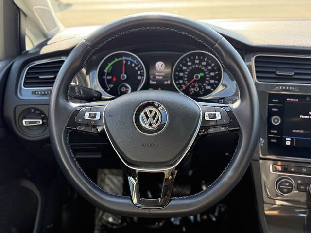 2019 Volkswagen e-Golf SE