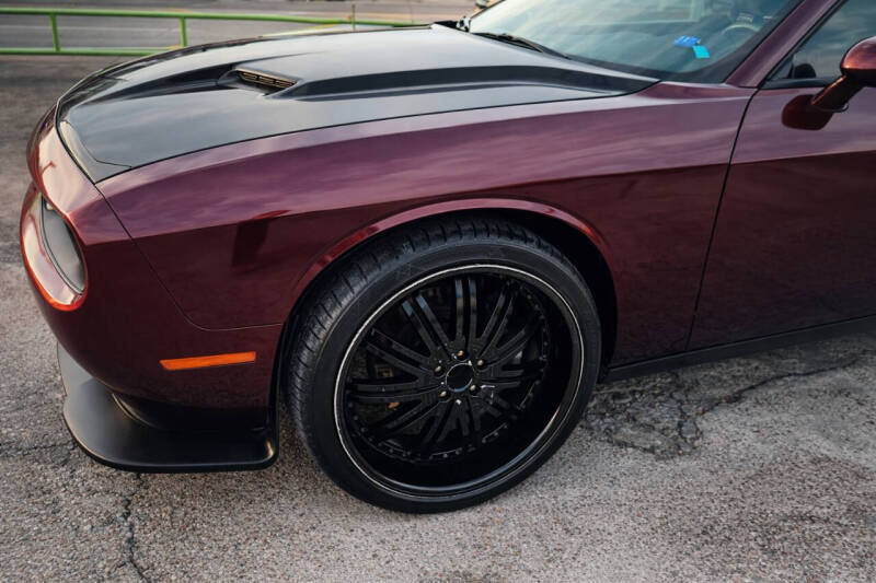 2017 Dodge Challenger SXT