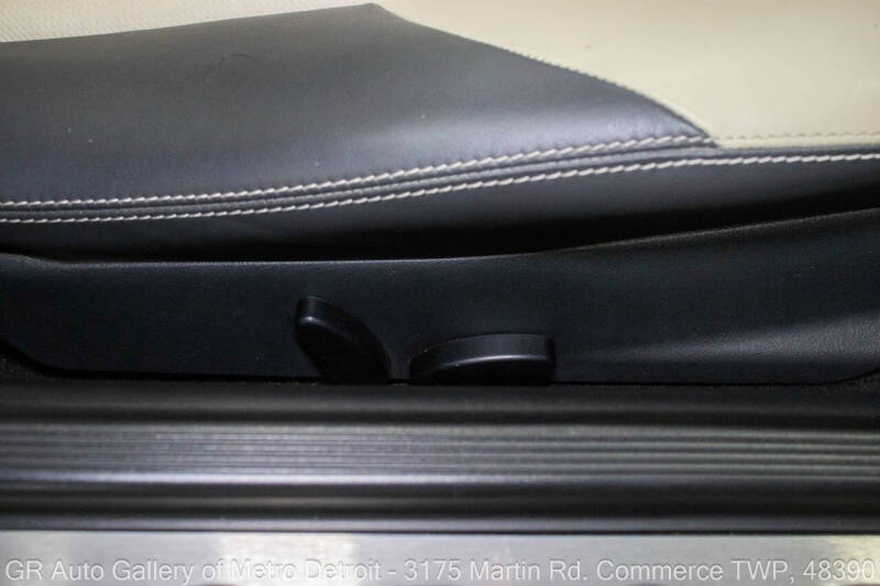 2008 Chrysler Crossfire Limited