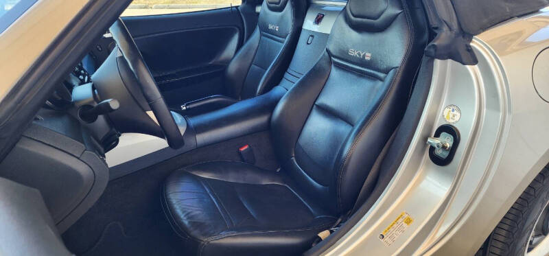 2007 Saturn SKY Red Line