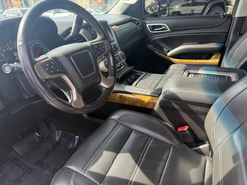 2017 GMC Yukon Denali