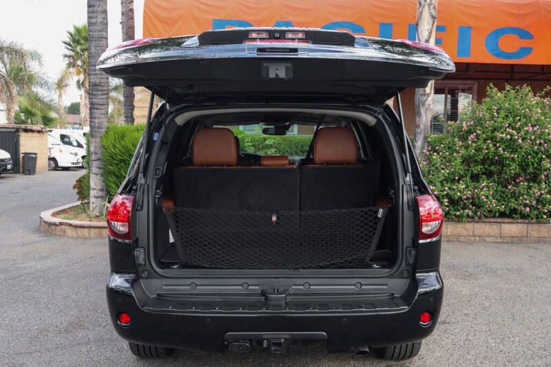 2021 Toyota Sequoia Platinum