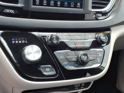 2019 Chrysler Pacifica Touring L