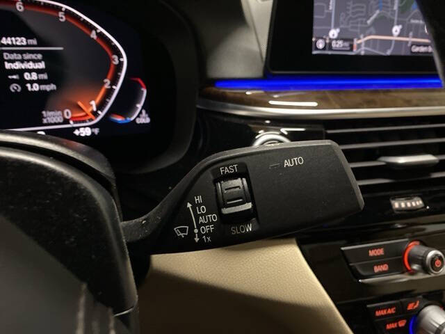 2020 BMW 5 Series 530i