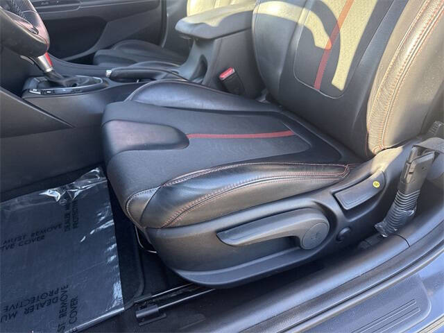 2020 Hyundai Veloster