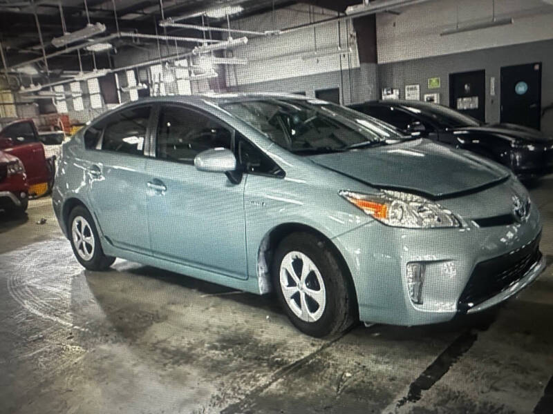 2013 Toyota Prius Two