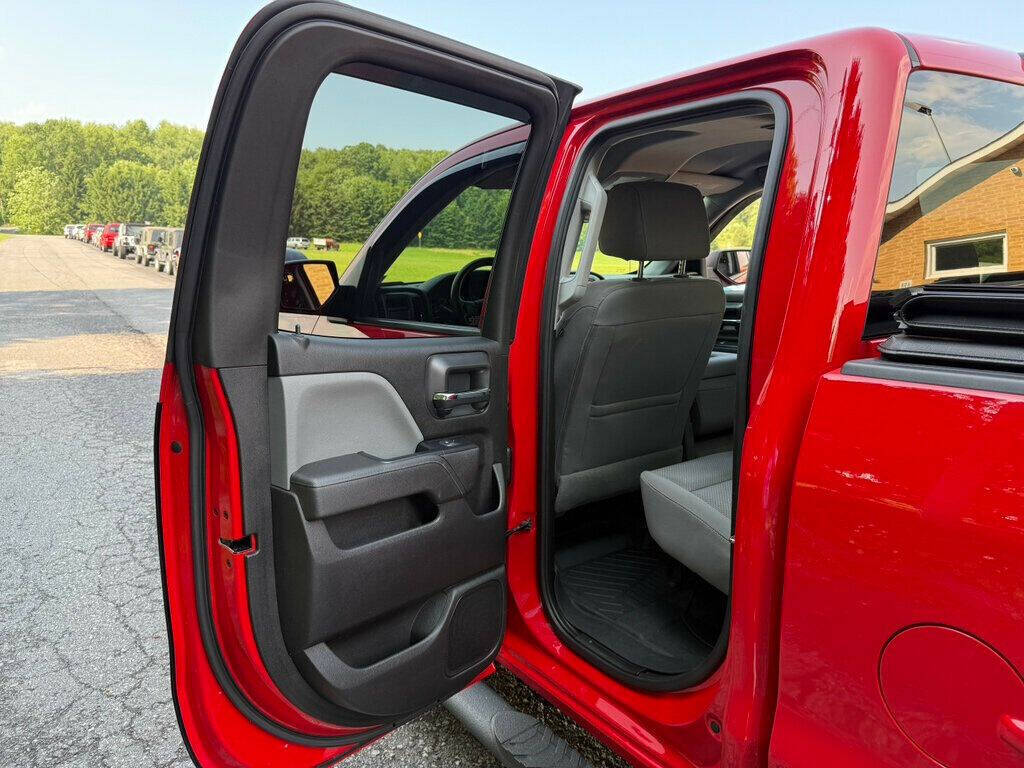 2019 Chevrolet Silverado 1500 LD 32