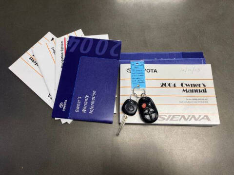 2004 Toyota Sienna XLE Limited 7 Passenger