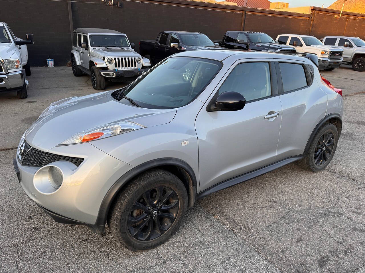 2013 Nissan JUKE for sale at TWIN PEAKS AUTO in Orem, UT