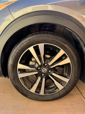 2018 Nissan Kicks SV