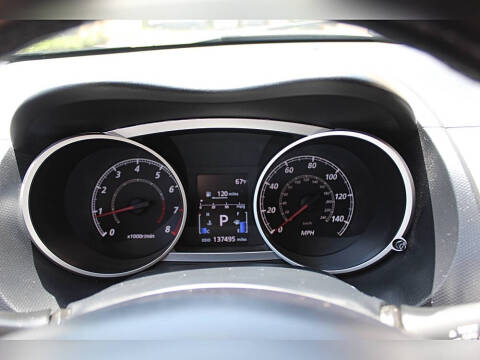 2010 Mitsubishi Outlander SE