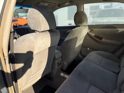 2003 Toyota Corolla LE