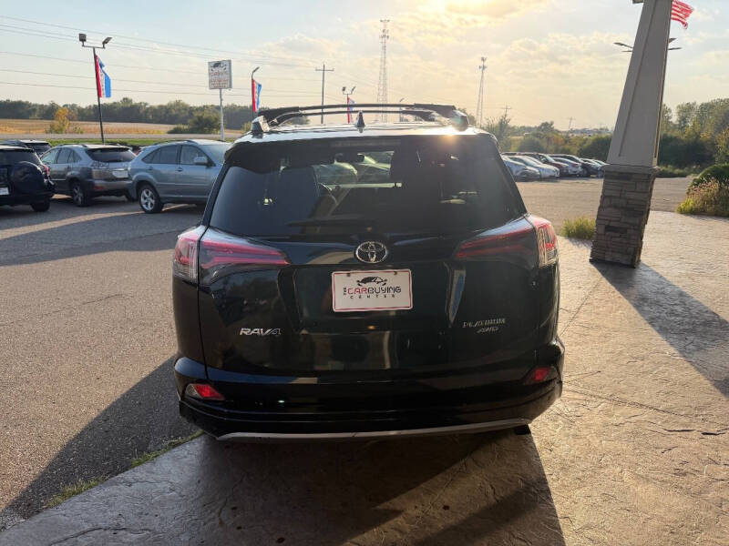 2017 Toyota RAV4 Platinum