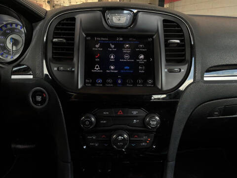 2019 Chrysler 300 S