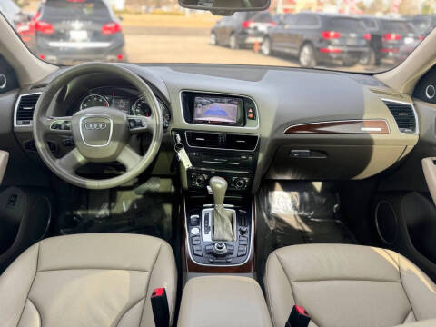 2012 Audi Q5 3.2 quattro Premium Plus