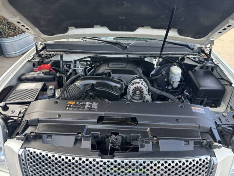 2011 GMC Yukon Denali