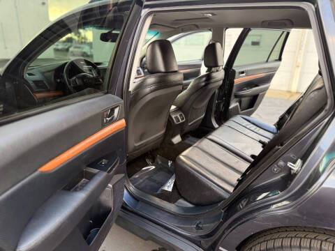 2013 Subaru Outback 2.5i Limited