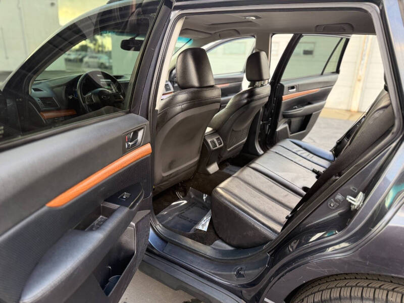 2013 Subaru Outback 2.5i Limited