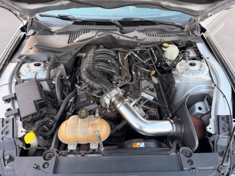 2015 Ford Mustang V6