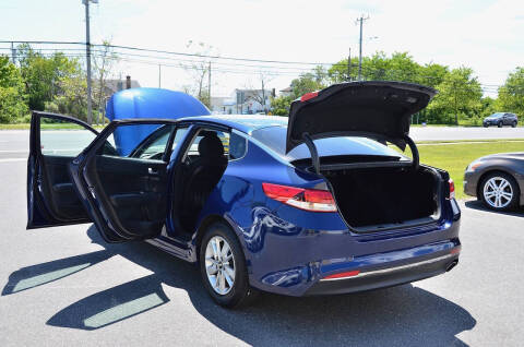 2017 Kia Optima LX