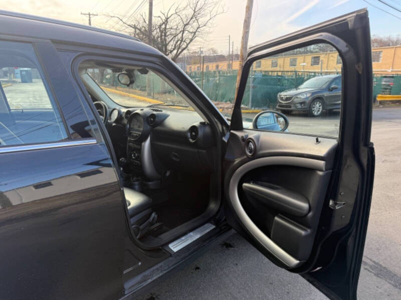 2015 MINI Countryman Cooper