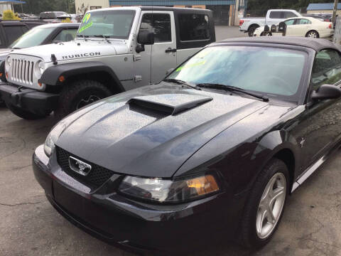 2000 Ford Mustang Base Photo