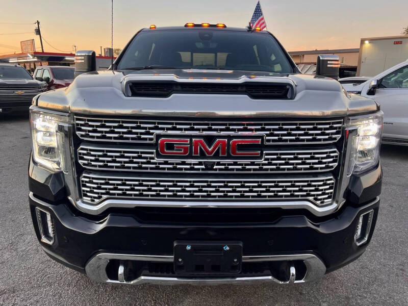 Used 2020 GMC Sierra 3500HD Denali with VIN 1GT49WEY9LF307838 for sale in Garland, TX