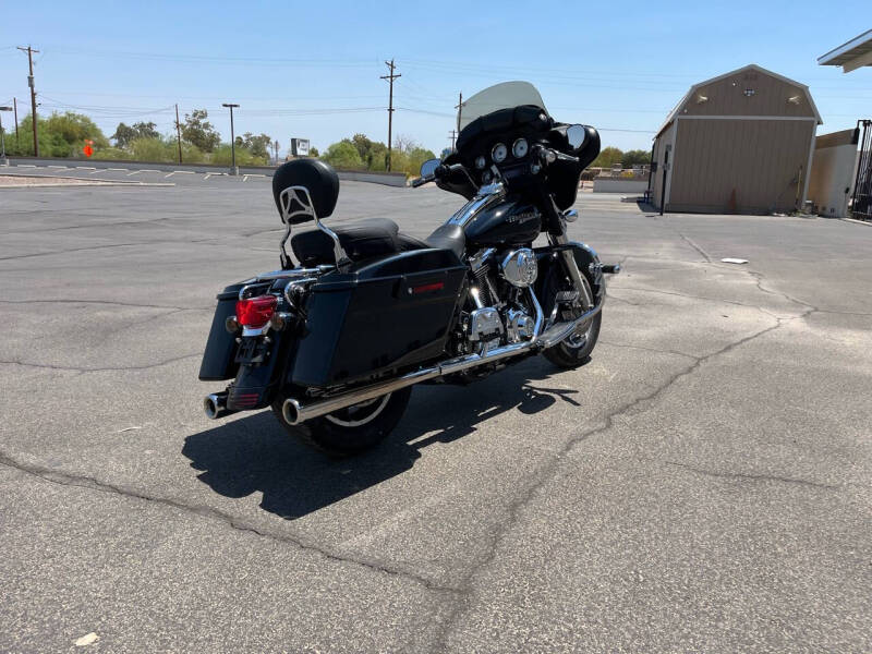 2006 Harley-Davidson FLHXI