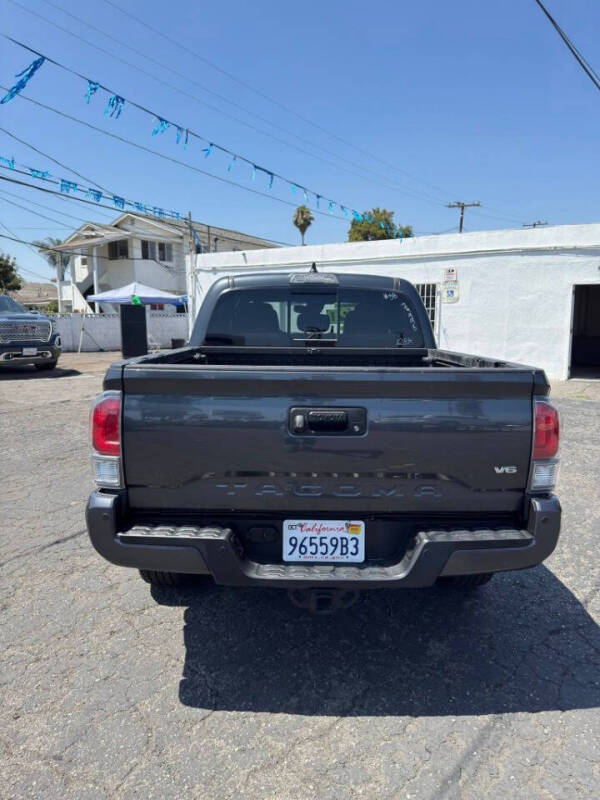 2020 Toyota Tacoma TRD Sport
