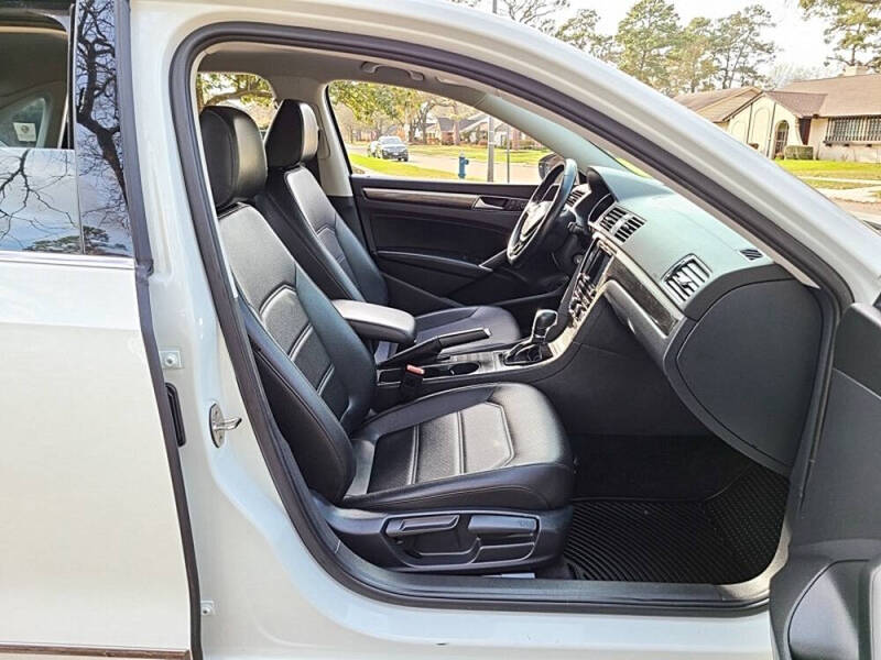 2016 Volkswagen Passat