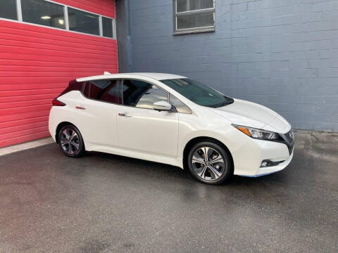 2022 Nissan LEAF for sale at Paramount Motors NW in Seattle WA