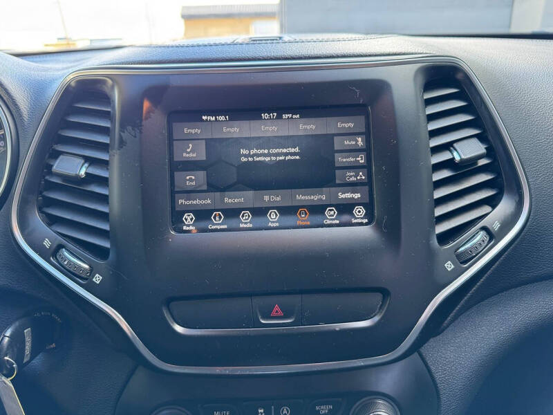 2019 Jeep Cherokee Latitude