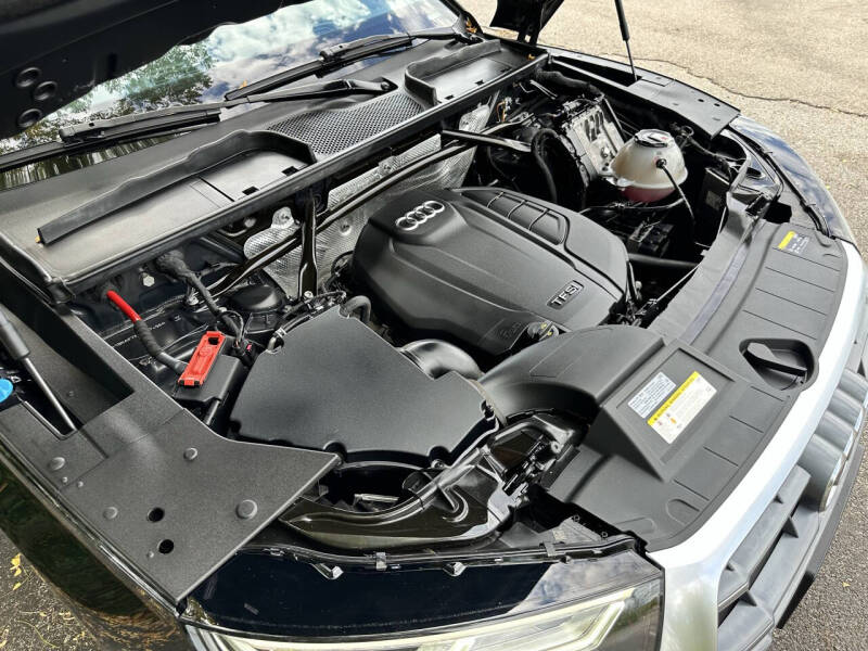 2020 Audi Q5 quattro Premium Plus 45 TFSI