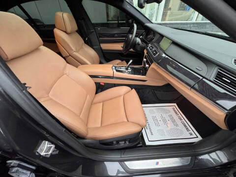 2011 BMW 7 Series 740i