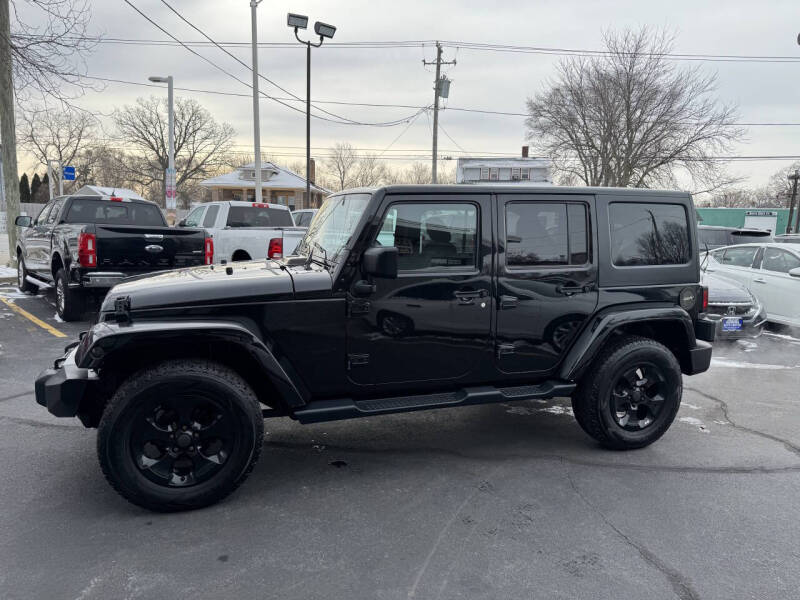 2017 Jeep Wrangler Unlimited for sale at Aurora Auto Center Inc in Aurora IL