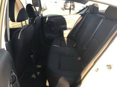 2019 Nissan Versa S Plus