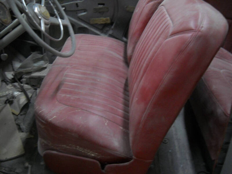 1947 Ford Super Deluxe