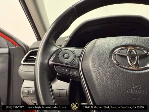 2022 Toyota Camry SE