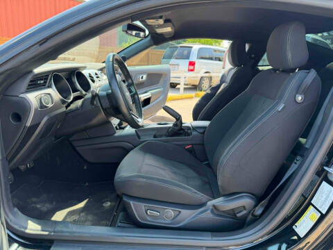 2019 Ford Mustang EcoBoost