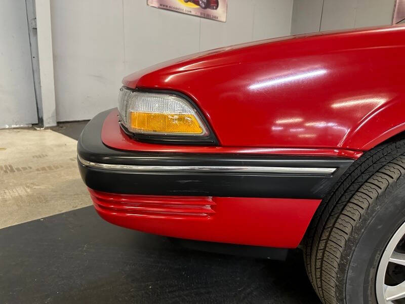 1991 Pontiac Sunbird LE