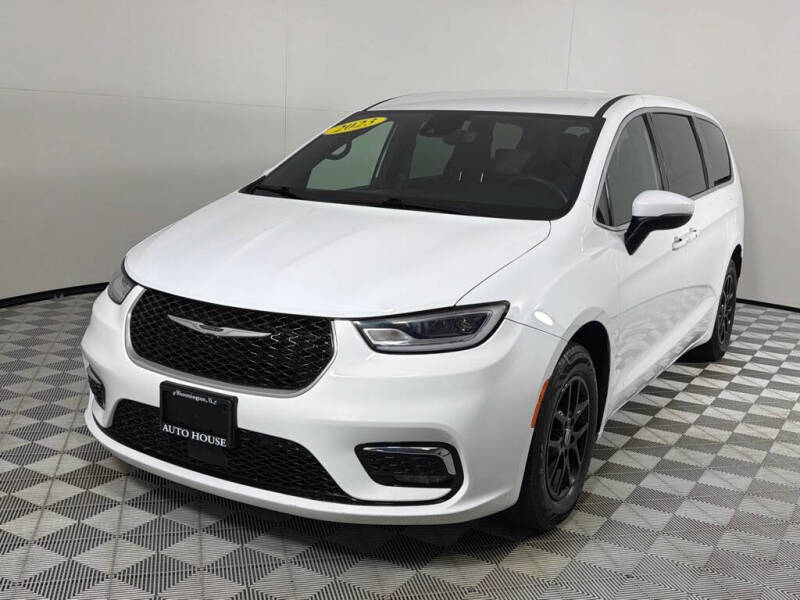 2023 Chrysler Pacifica Touring