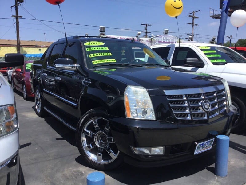 2007 Cadillac Escalade EXT for sale at LA PLAYITA AUTO SALES INC in South Gate CA