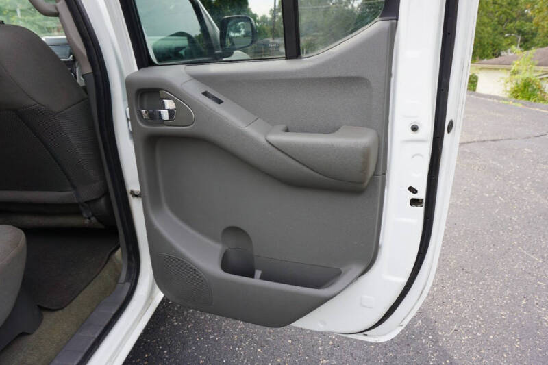 2017 Nissan Frontier SV